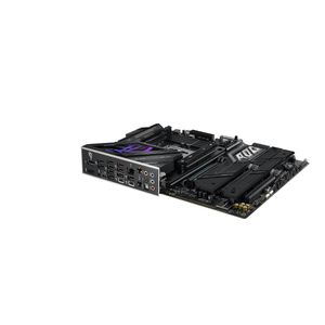 90MB1FC0-M0EAY0-Galeria-8
