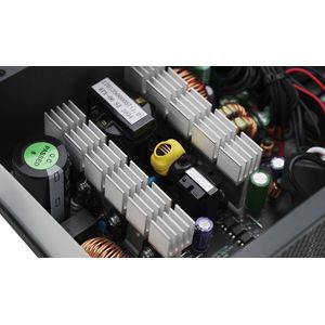 R-PF700D-HA0B-EU-Galeria-7