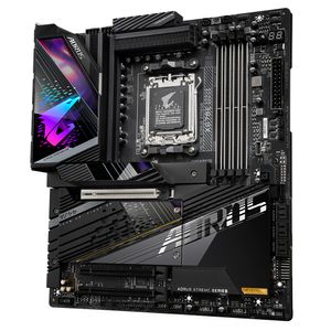 X670E-AORUS-XTREME-GA11-Galeria-3