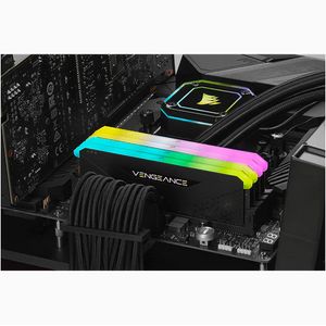 CMG16GX4M1E3200C16-Galeria-5