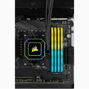 CMG64GX4M2E3200C16-Galeria-5