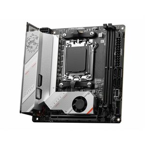 911-7D73-008-Galeria-2