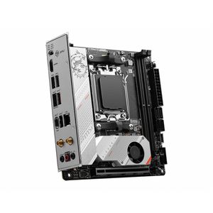 911-7D73-008-Galeria-3