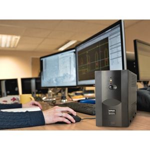 UPS-PC-652A-Galeria-5