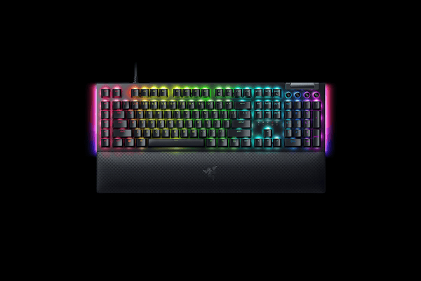 TECLADO RAZER BLACKWIDOW V4 GREEN SWITCH (USA) (RZ03-04690100-R3M1)