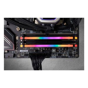 CMW16GX4M2D3600C18-Galeria-5