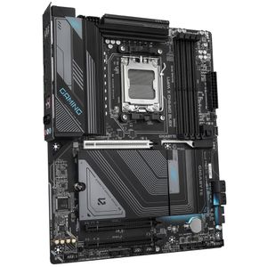 X870-GAMING-X-WIFI7-Galeria-3