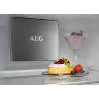 Miniatura 8 de FRIGORIFICO COMBI INTEGRABLE AEG NSC7P751ES NOFROST E ALTO 188.4 CM ANCHO 70 CM