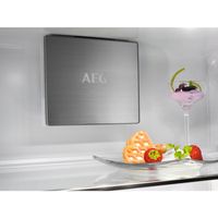 Miniatura 10 de FRIGORIFICO COMBI INTEGRABLE AEG NSC7P751ES NOFROST E ALTO 188.4 CM ANCHO 70 CM
