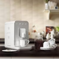 Miniatura 27 de CAFETERA AUTOMATICA SMEG BCC11WHMEU