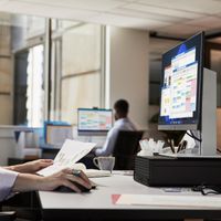Miniatura 3 de DESKTOP PC HP PRO SFF 400 G9 - INTEL CORE I5 12TH GEN I5-12500 - 16 GB - 512 GB SSD - SMALL FORM FACTOR - INTEL Q670 CHIP - WINDOWS 11 PRO - INTEL UHD