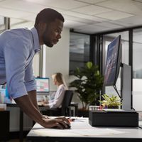 Miniatura 5 de DESKTOP PC HP PRO SFF 400 G9 - INTEL CORE I5 12TH GEN I5-12500 - 16 GB - 512 GB SSD - SMALL FORM FACTOR - INTEL Q670 CHIP - WINDOWS 11 PRO - INTEL UHD
