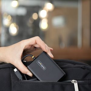 1100LE-USB-C-CHARGER-Galeria-5