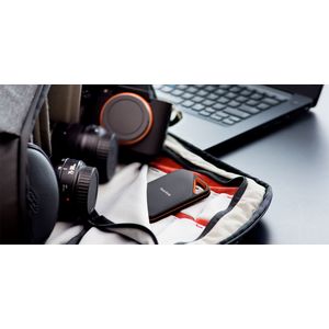 SDSSDE81-2T00-G25-Galeria-4