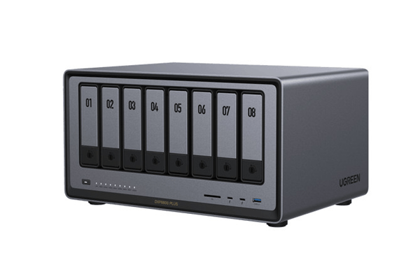 NAS UGREEN DXP8800 PLUS