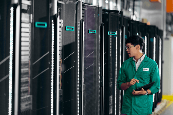 HPE ProLiant DL380 Gen11 NS204i-u