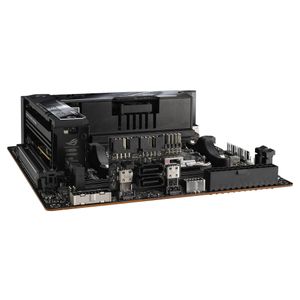 90MB1B70-M0EAY0-Galeria-2