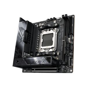 90MB1B70-M0EAY0-Galeria-15