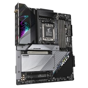 X670E-AORUS-MASTER-Galeria-4