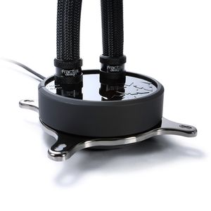 FD-WCU-CELSIUS-S24-BK-Galeria-4