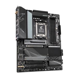 X670-AORUS-ELITE-AX-Galeria-3