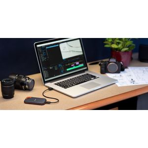 SDSSDE81-4T00-G25-Galeria-5